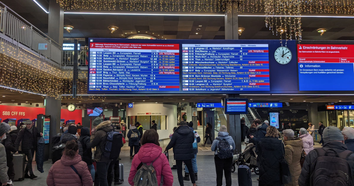 Lows of -28C cause travel delays across Switzerland