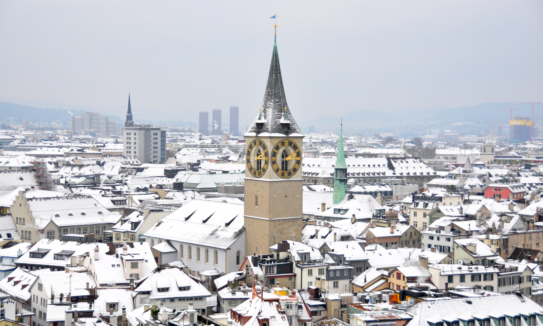 What are the chances of a white Christmas in Swiss cities in 2024?