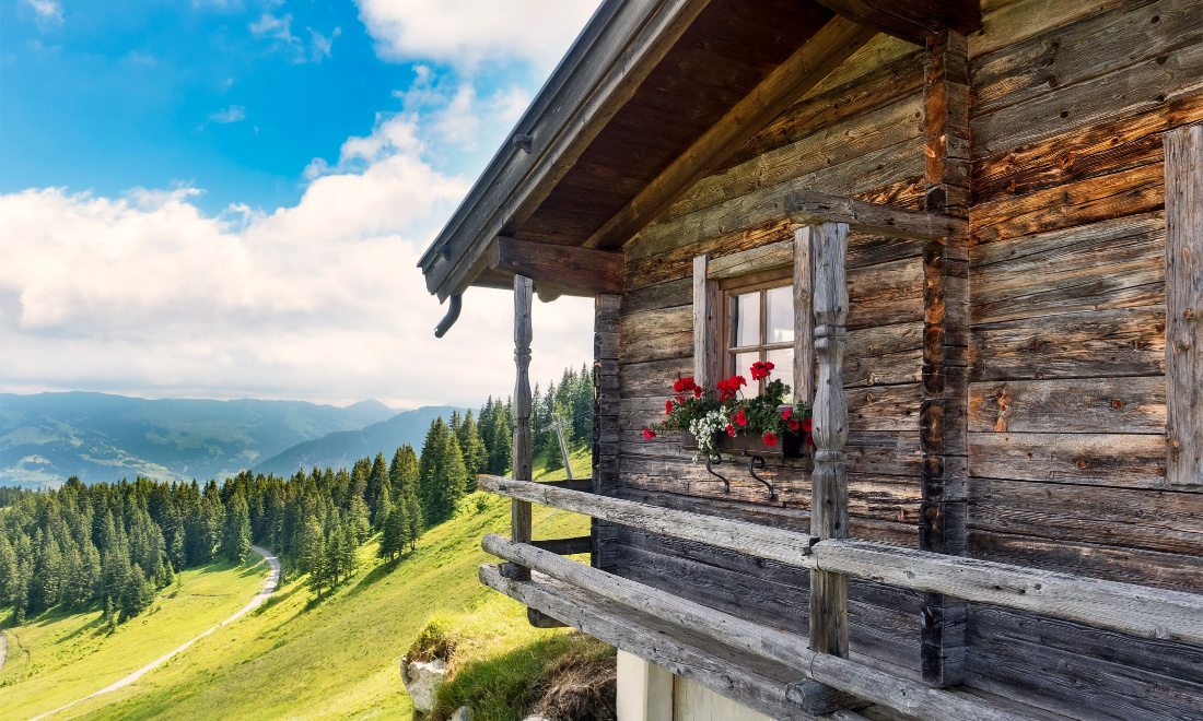 Record year for tourists at Swiss Alpine Club huts