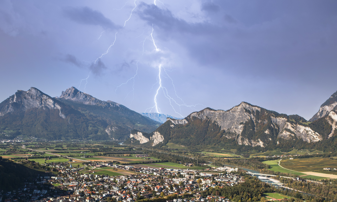 Warnings issued as thunderstorms sweep across Switzerland