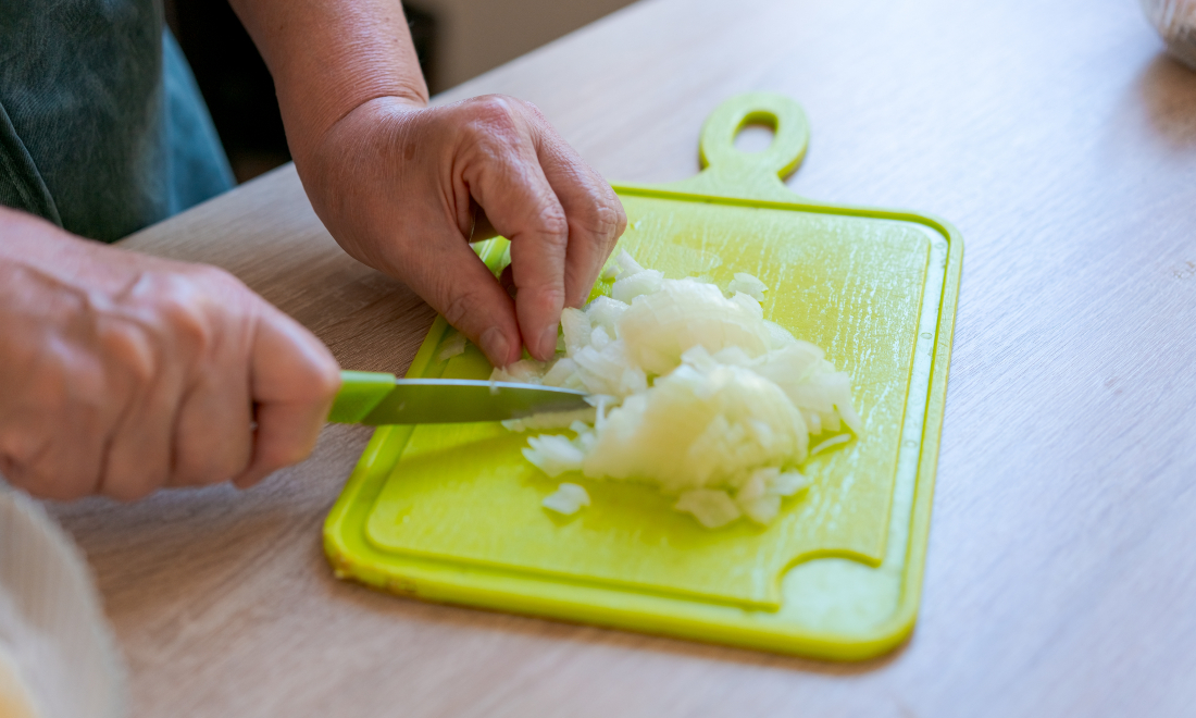 Swiss supermarket launches tear-free brand of onions