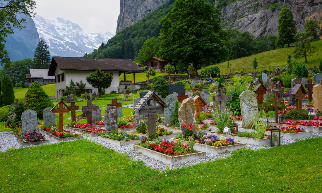 Funerals in Switzerland: Your key questions answered
