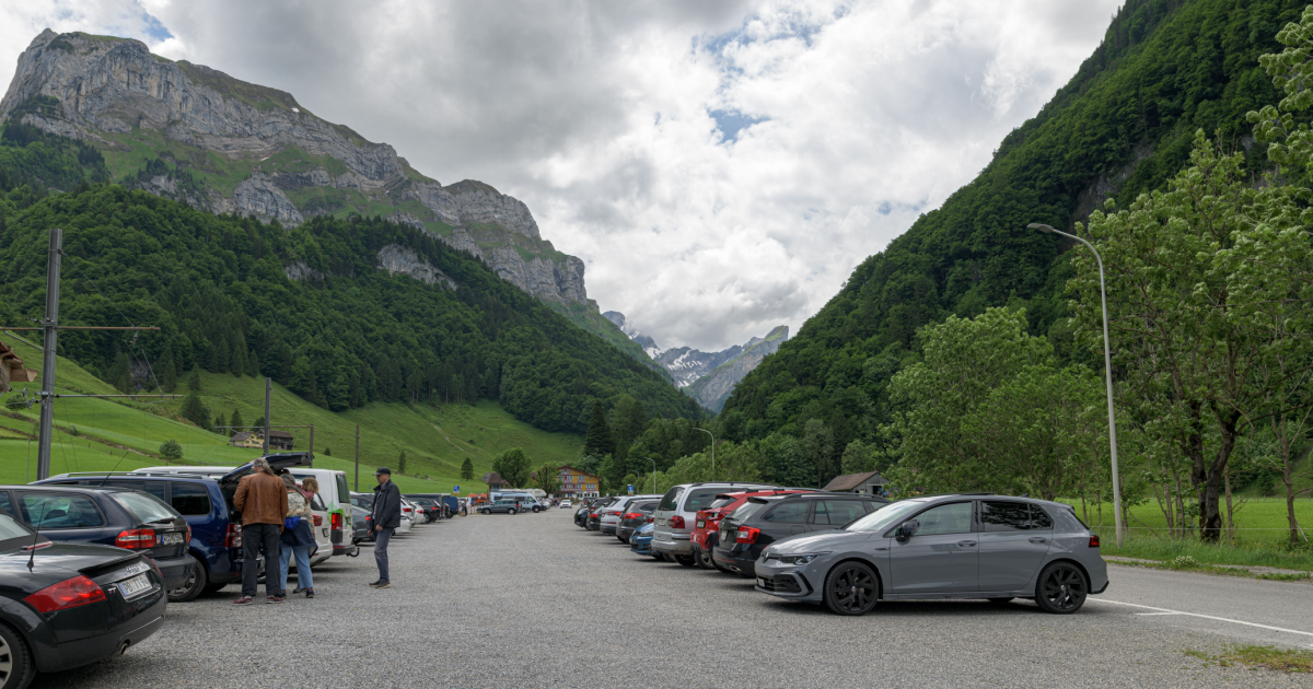 Proposed parking prices in Alpstein criticised by locals and tourists